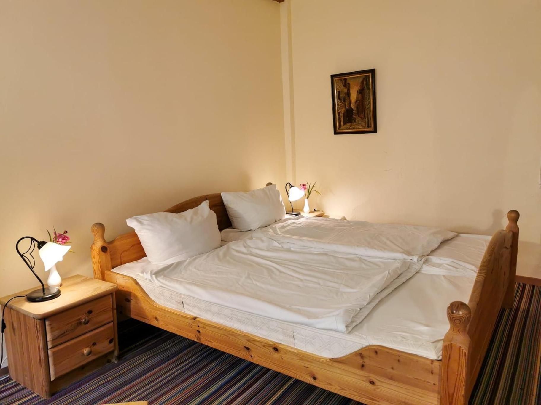 Alte Rathausschaenke - Hotel Garni Munden  Екстер'єр фото