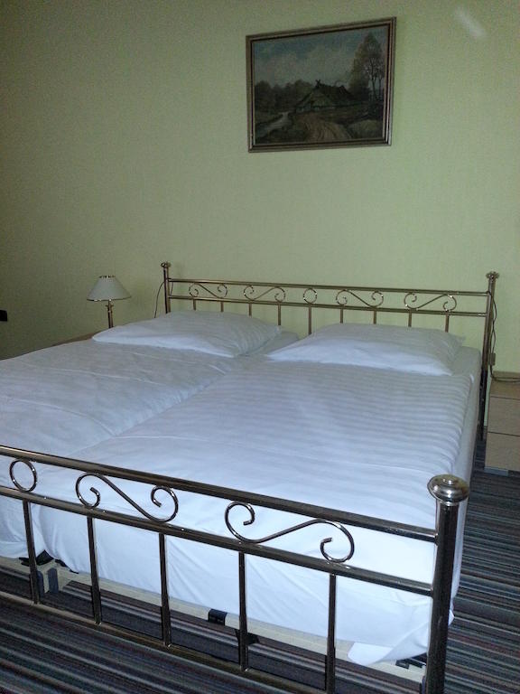Alte Rathausschaenke - Hotel Garni Munden  Екстер'єр фото